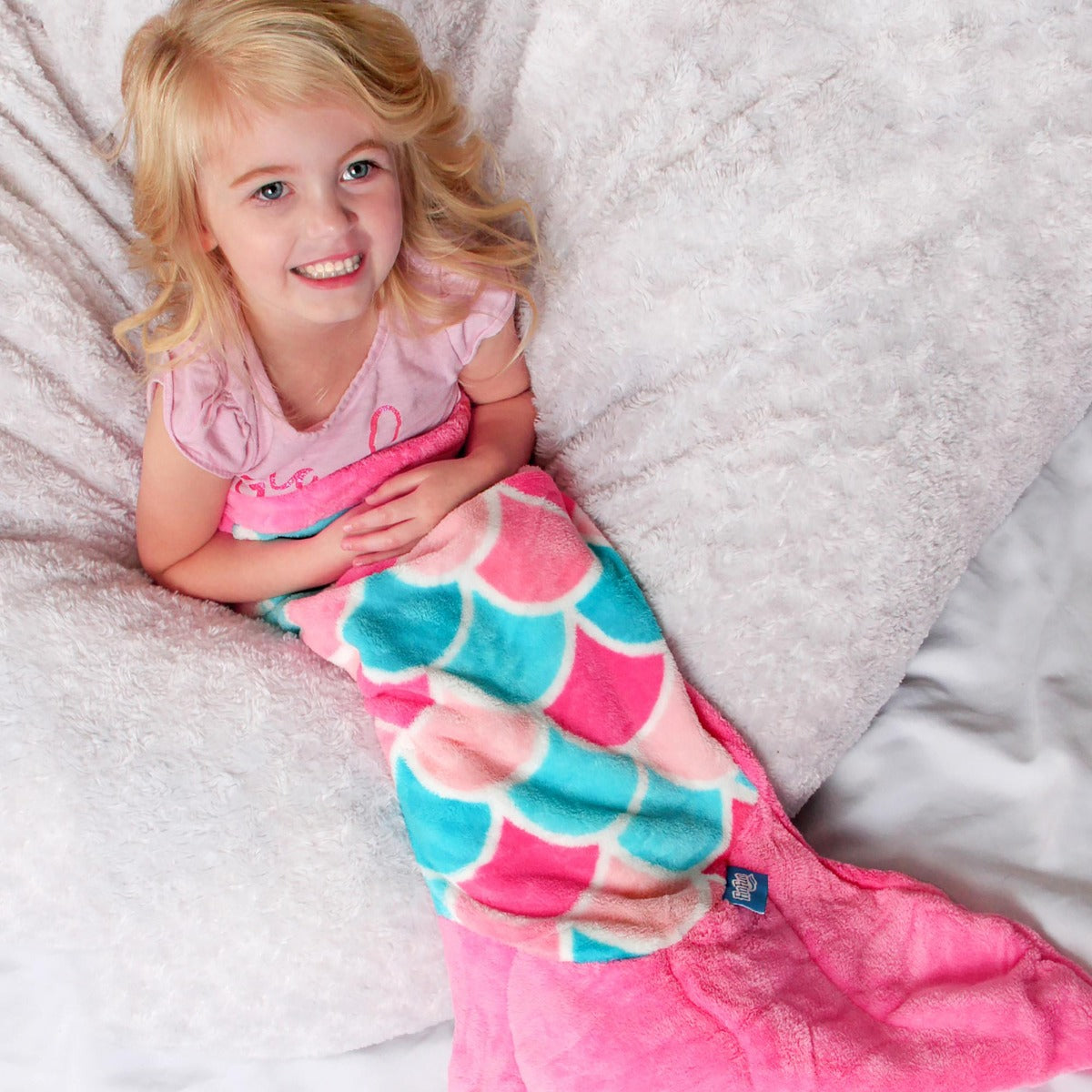 Cuddle Tails Mermaid Tail Blanket in Pink Dream