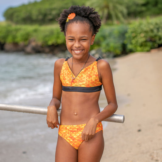 Top de bikini reversible para niñas con amanecer tropical