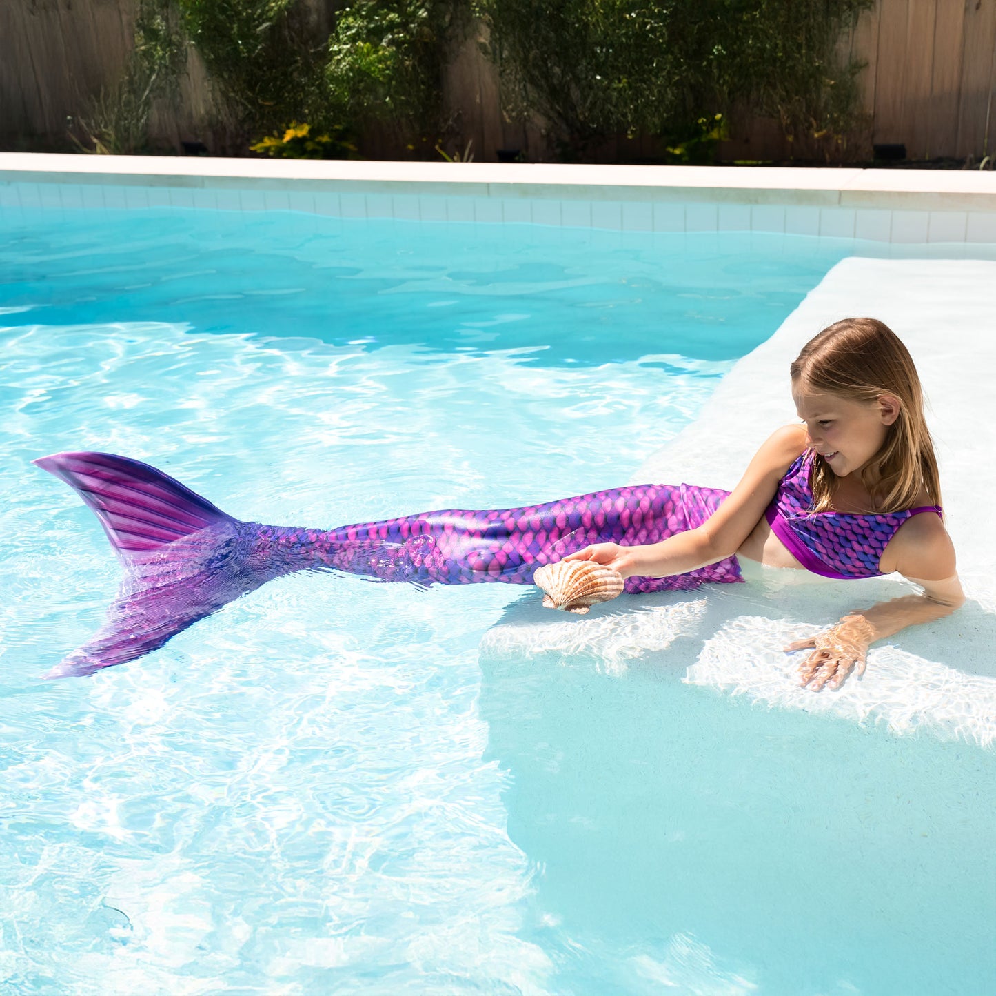 Asiatischer Magenta Meerjungfrauenschwanz